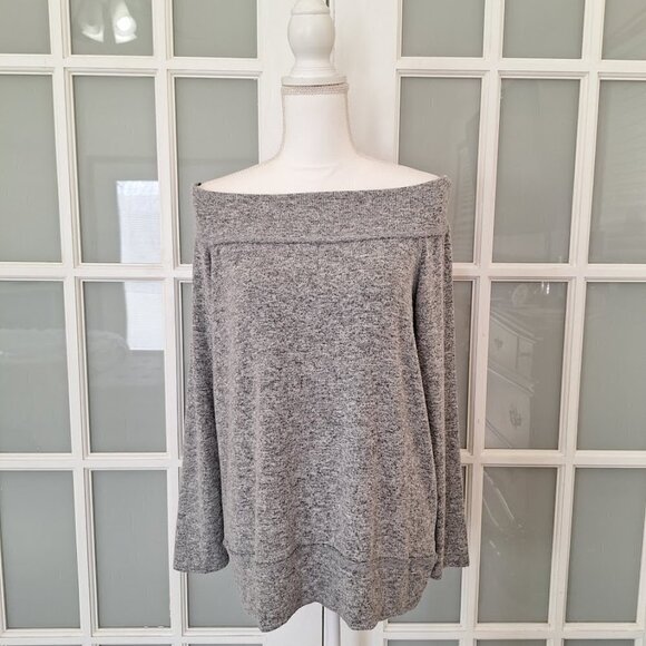 Gibson x Living in Yellow Mary Fleece Off the Shoulder Top - Picture 2 of 12